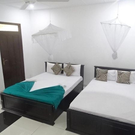 Lovely Lodge สิกิริยา ภายนอก รูปภาพ