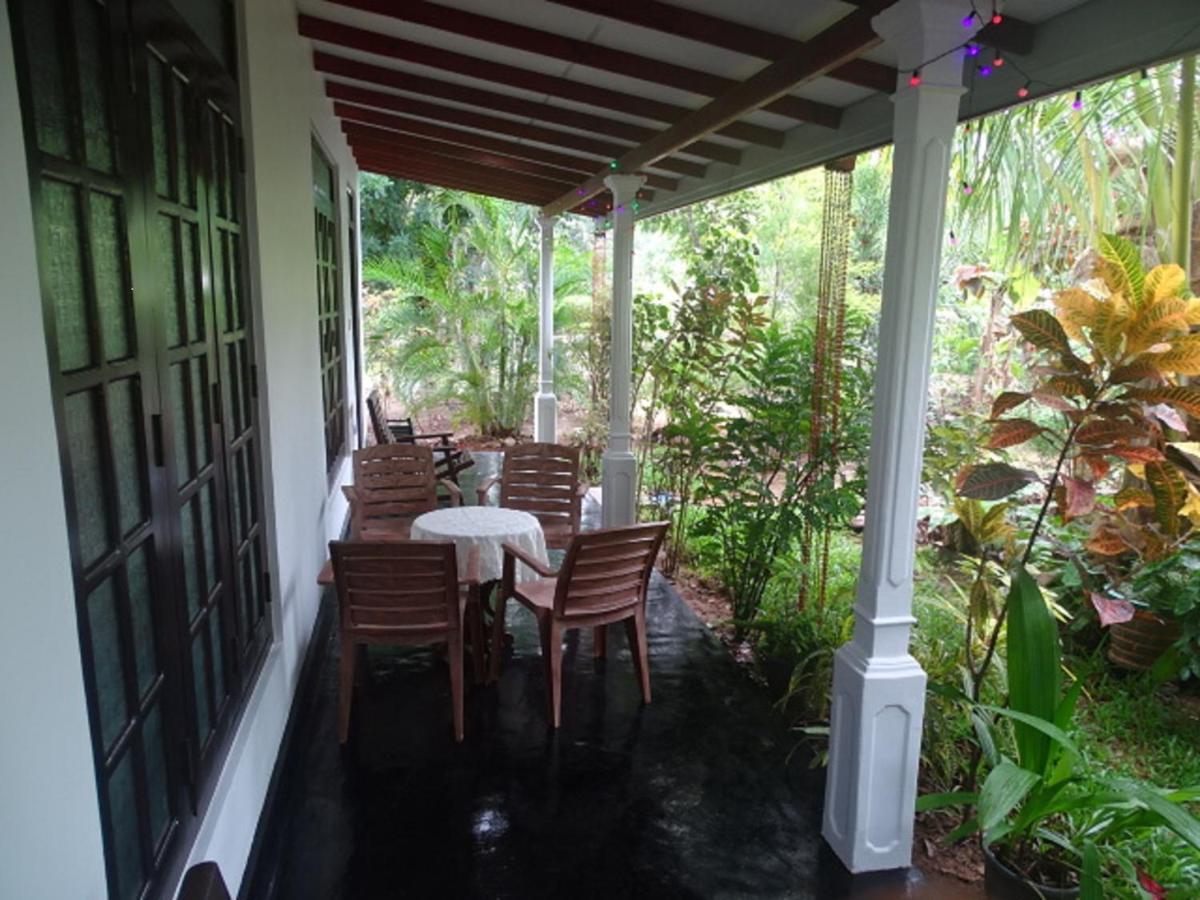Lovely Lodge สิกิริยา ภายนอก รูปภาพ