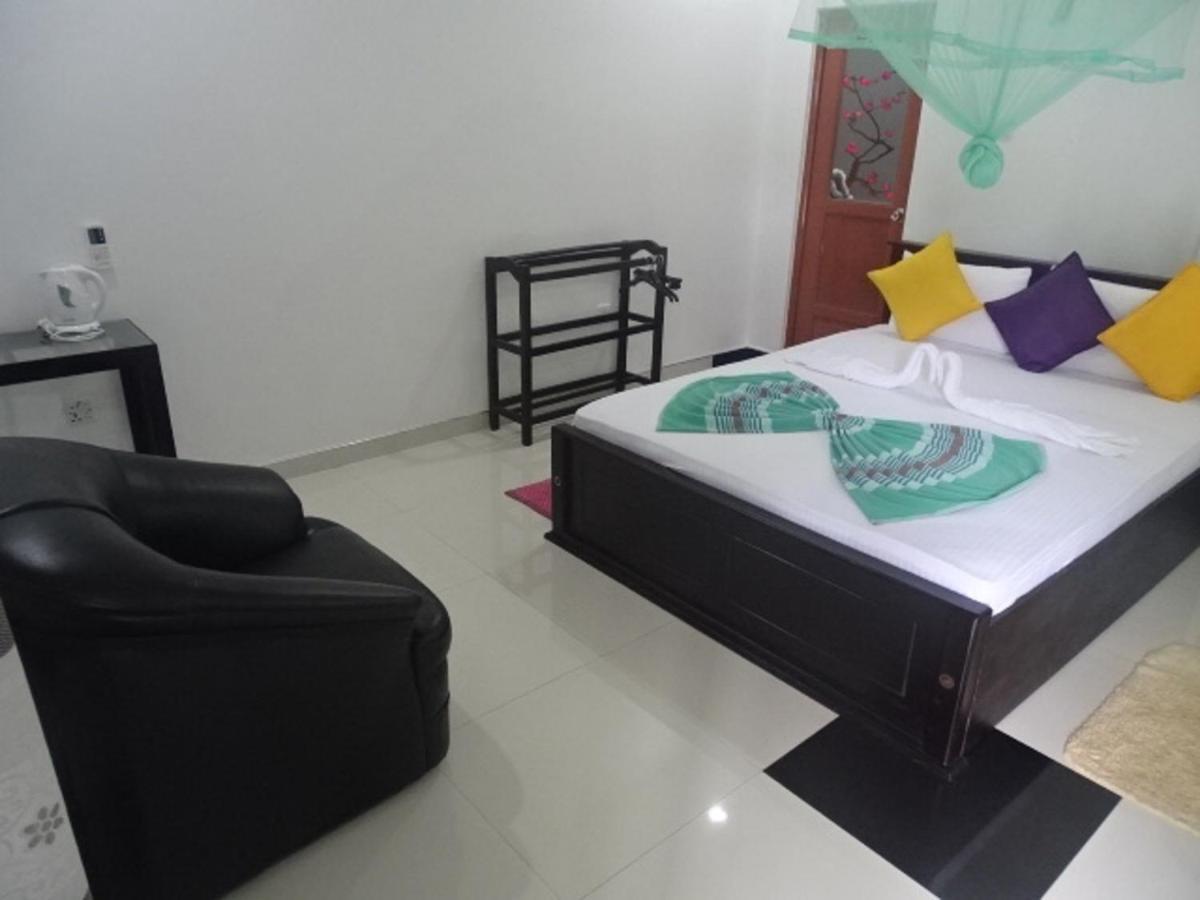 Lovely Lodge สิกิริยา ภายนอก รูปภาพ